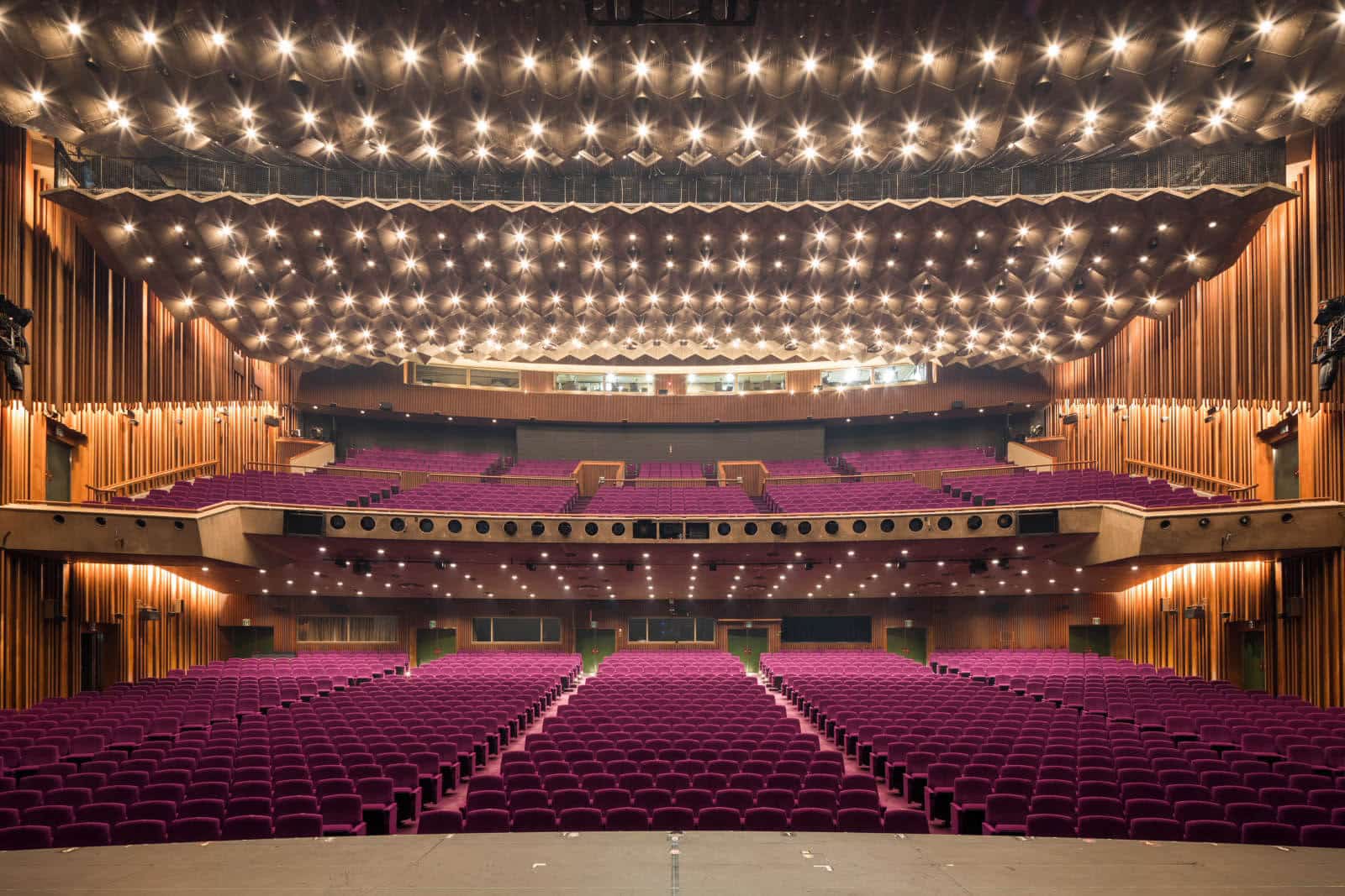 Imperial Theater - Quinette Gallay