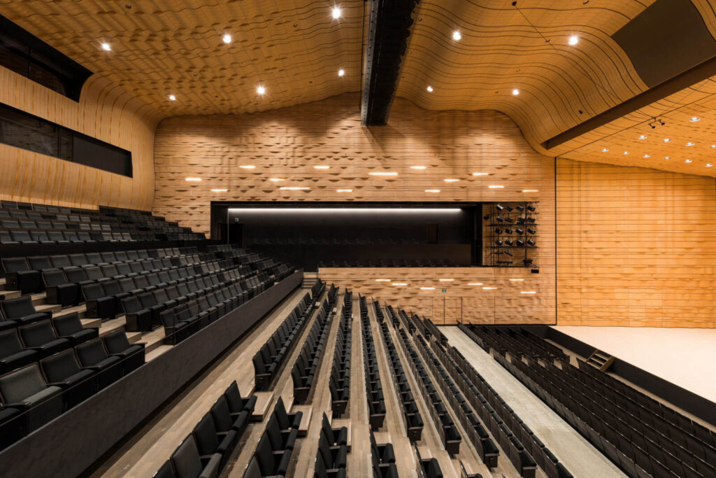 Centro cívico Kamaishi TETTO_03