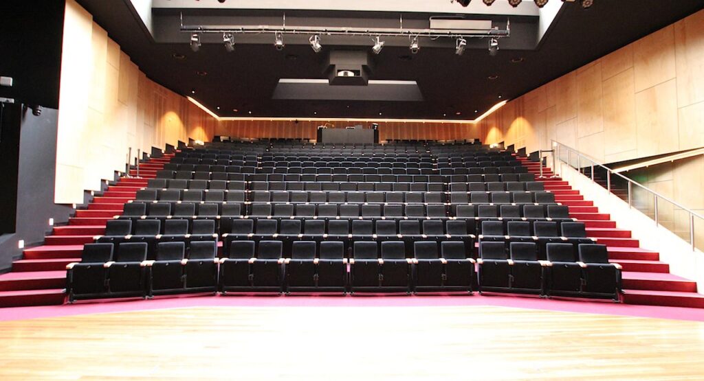 Centro de artes Our Lady of Sion