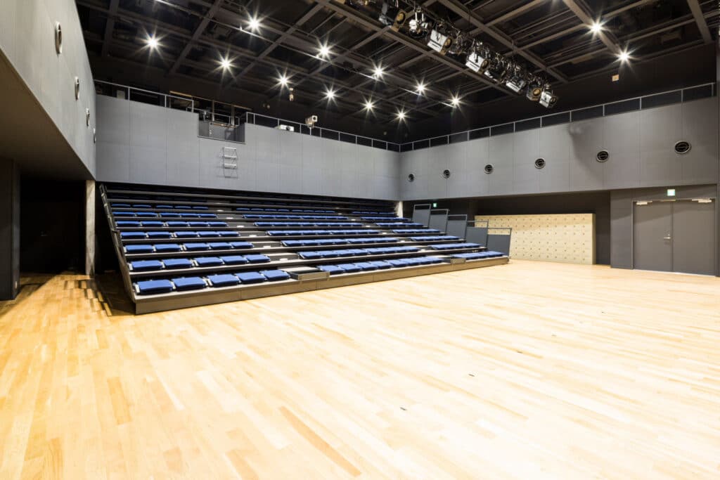Teatro Mirai, escuela Futaba_04