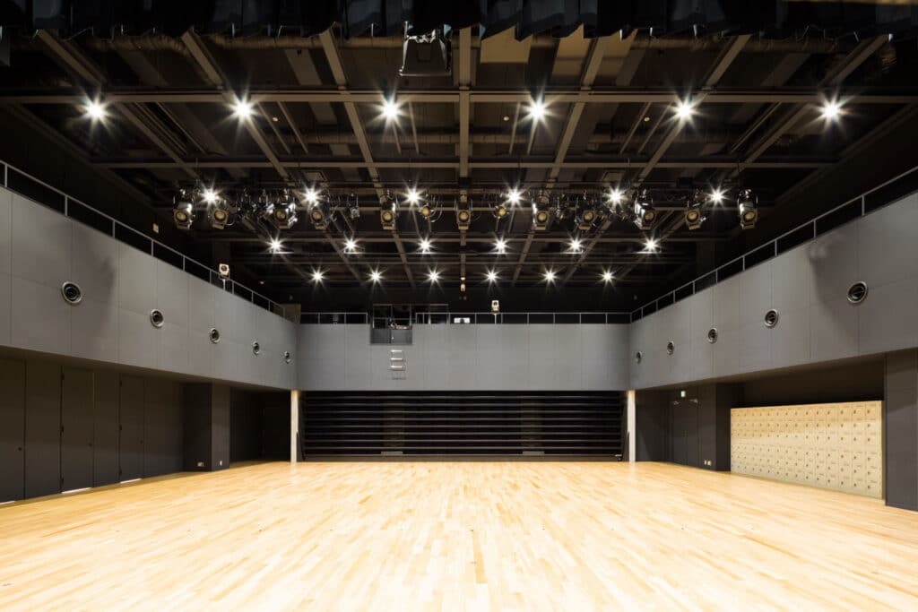 Teatro Mirai, escuela Futaba_05
