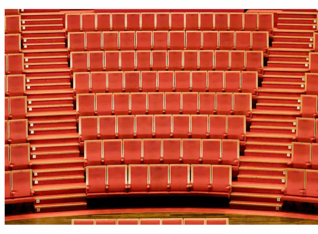 Quinette seatings - Lamphitheatre-Salles-3000