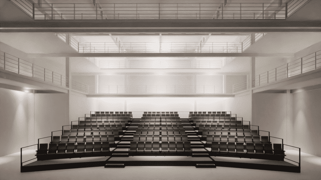 grada-telescopica-poligonal-01